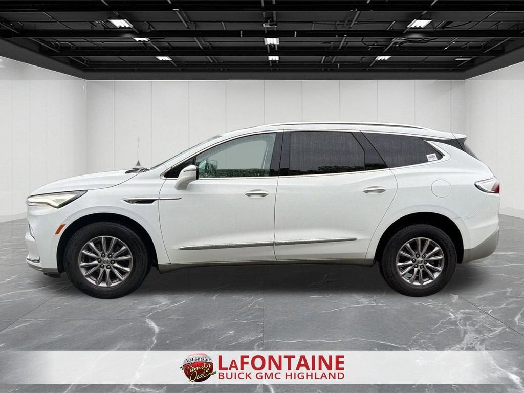 2023 Buick Enclave Essence