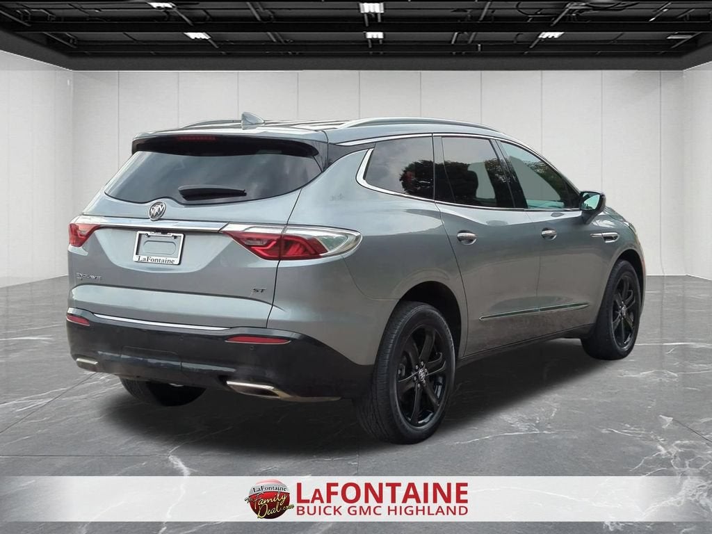 2023 Buick Enclave Essence