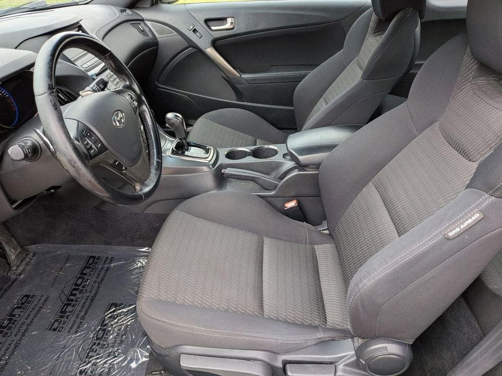 2016 Hyundai Genesis Coupe 3.8 Base