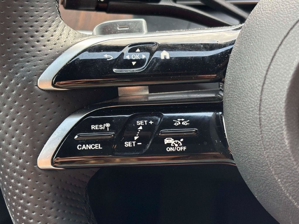 2023 Mercedes-Benz GLC 300 4MATIC® SUV