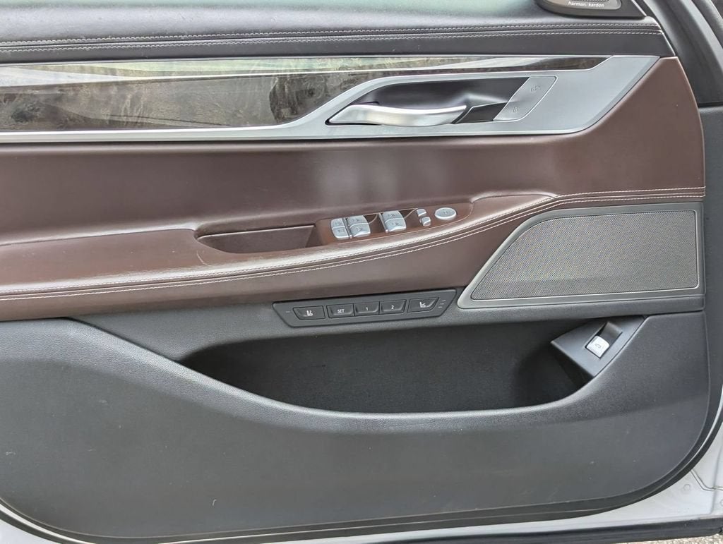 2019 BMW 750i xDrive