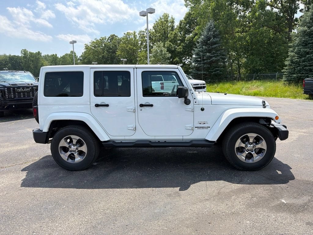 2016 Jeep Wrangler Unlimited Sahara