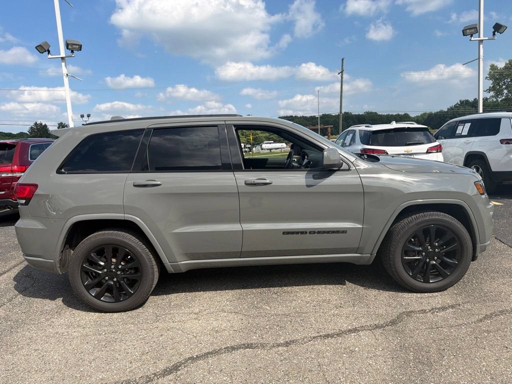 2020 Jeep Grand Cherokee Altitude