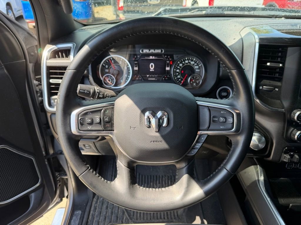 2022 RAM 1500 Laramie Crew Cab 4x2 5'7" Box