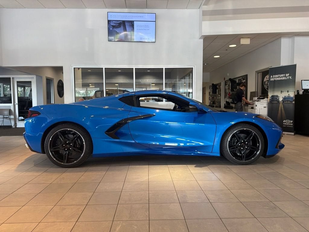 2024 Chevrolet Corvette Stingray 2LT