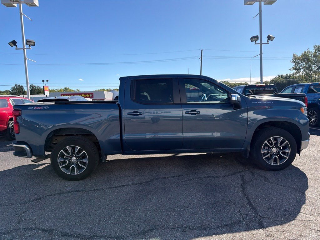 2024 Chevrolet Silverado 1500 LT (2FL)