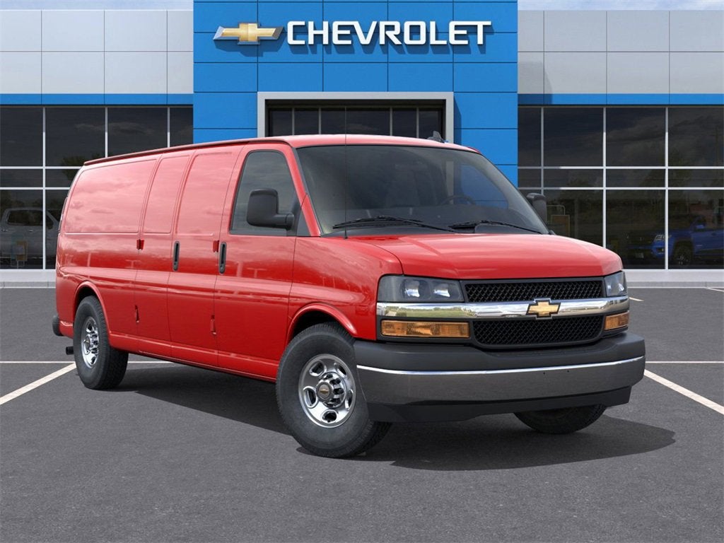 2025 Chevrolet Express Cargo 3500 WT