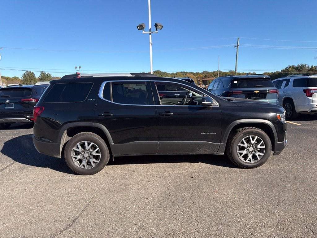 2021 GMC Acadia SLE