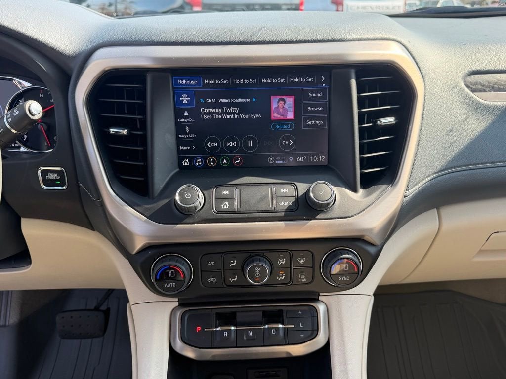 2023 GMC Acadia Denali