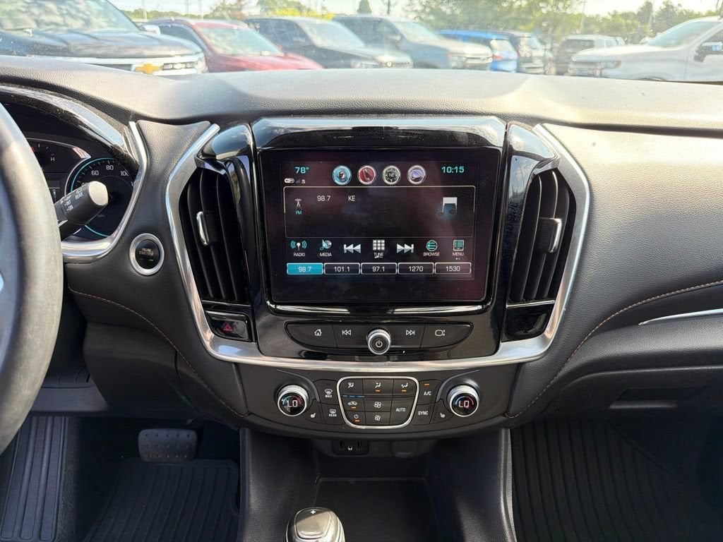 2018 Chevrolet Traverse LT Cloth