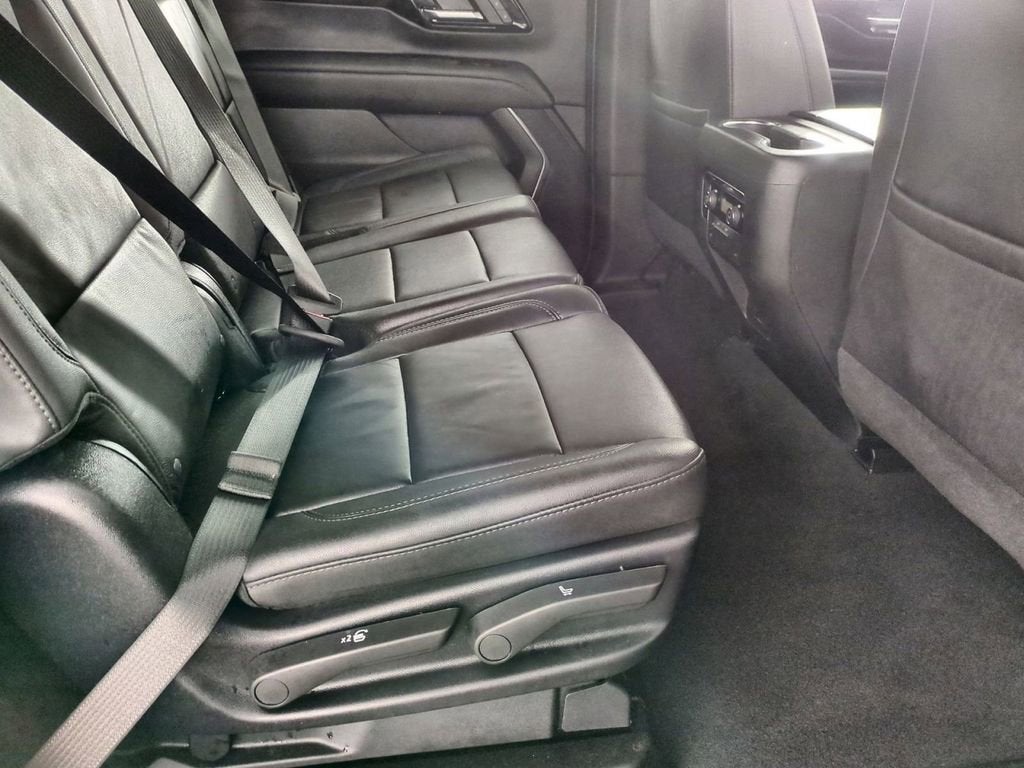 2025 Chevrolet Suburban Z71