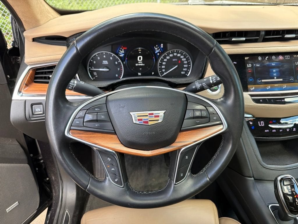 2017 Cadillac XT5 Platinum AWD