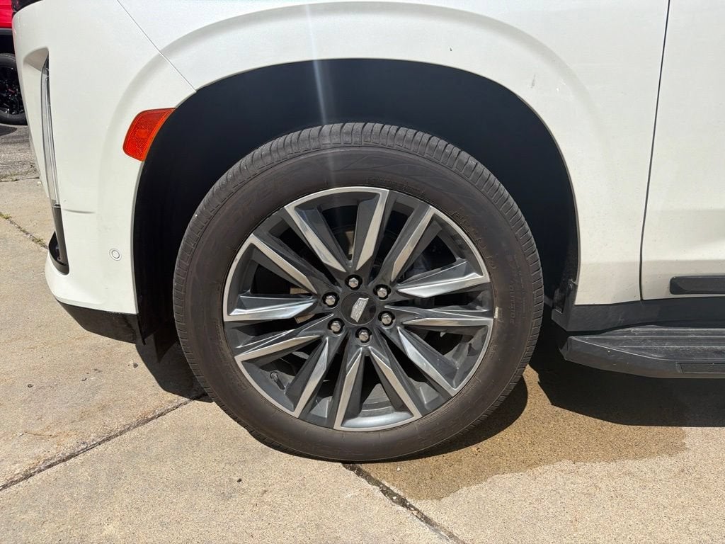 2023 Cadillac Escalade Sport