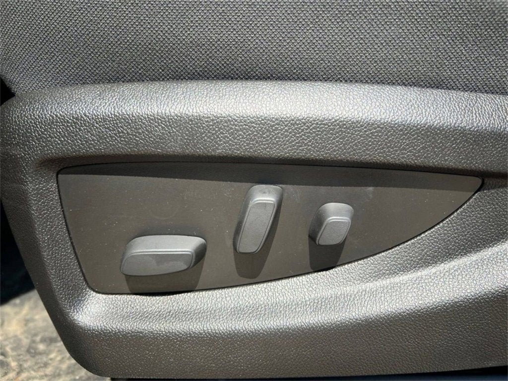 2024 Chevrolet Silverado 5500 HD LT