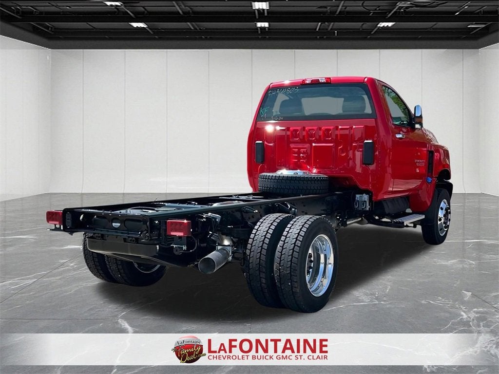 2024 Chevrolet Silverado 5500 HD LT