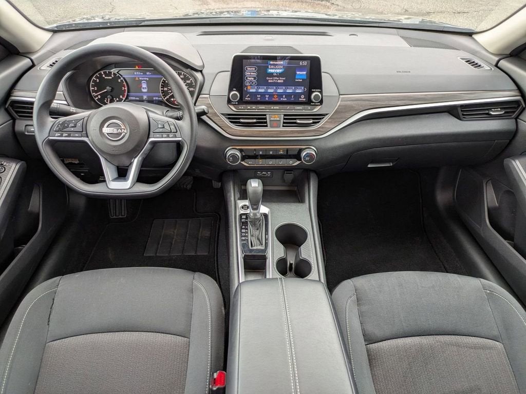 2025 Nissan Altima SV