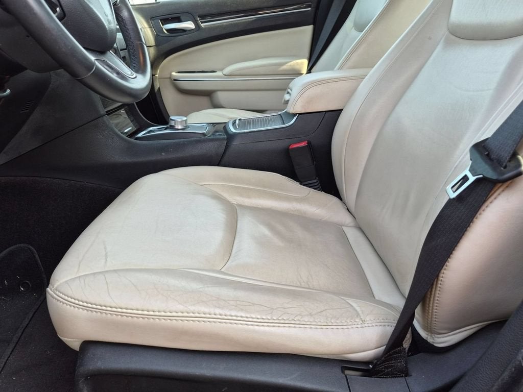 2016 Chrysler 300 Anniversary Edition