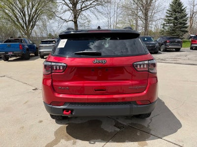 2025 Jeep Compass Trailhawk 4x4