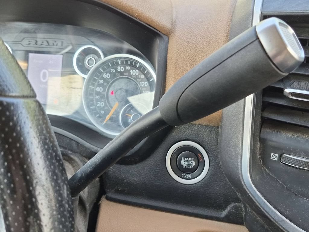 2019 RAM 2500 Big Horn Crew Cab 4x4 8' Box