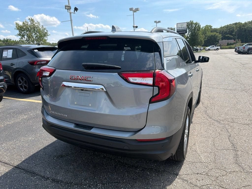 2023 GMC Terrain SLE