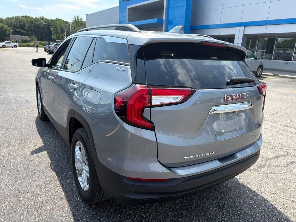 2023 GMC Terrain SLE