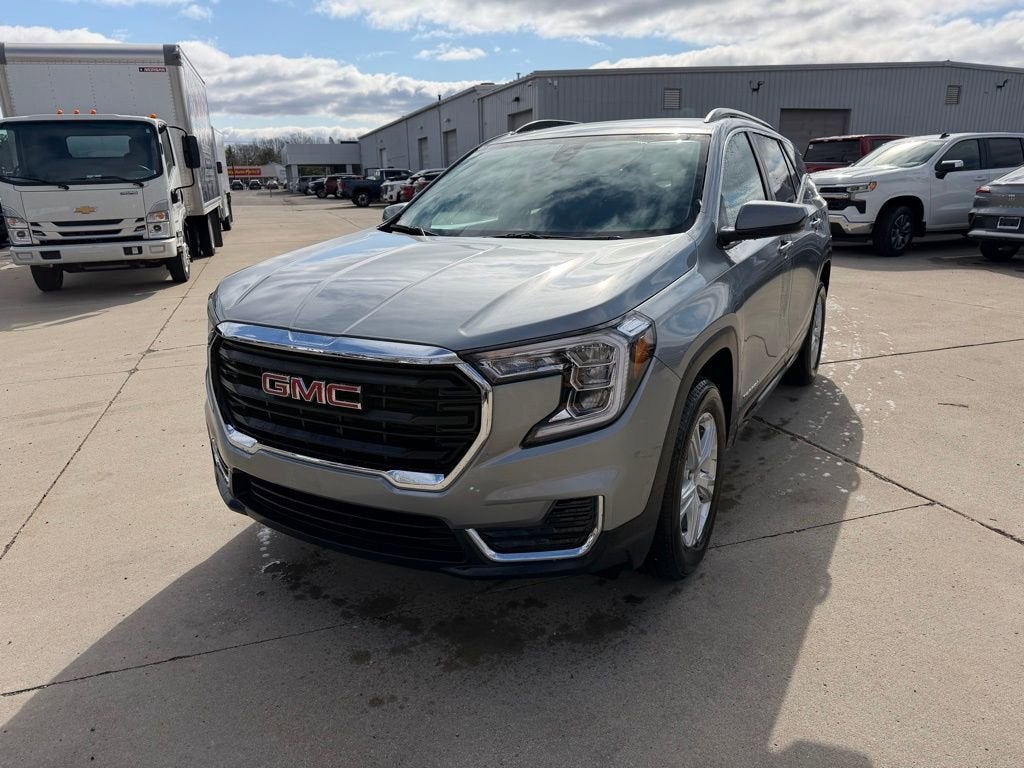 2023 GMC Terrain SLE