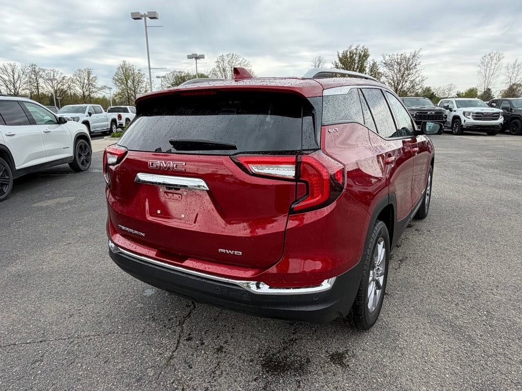 2023 GMC Terrain SLT
