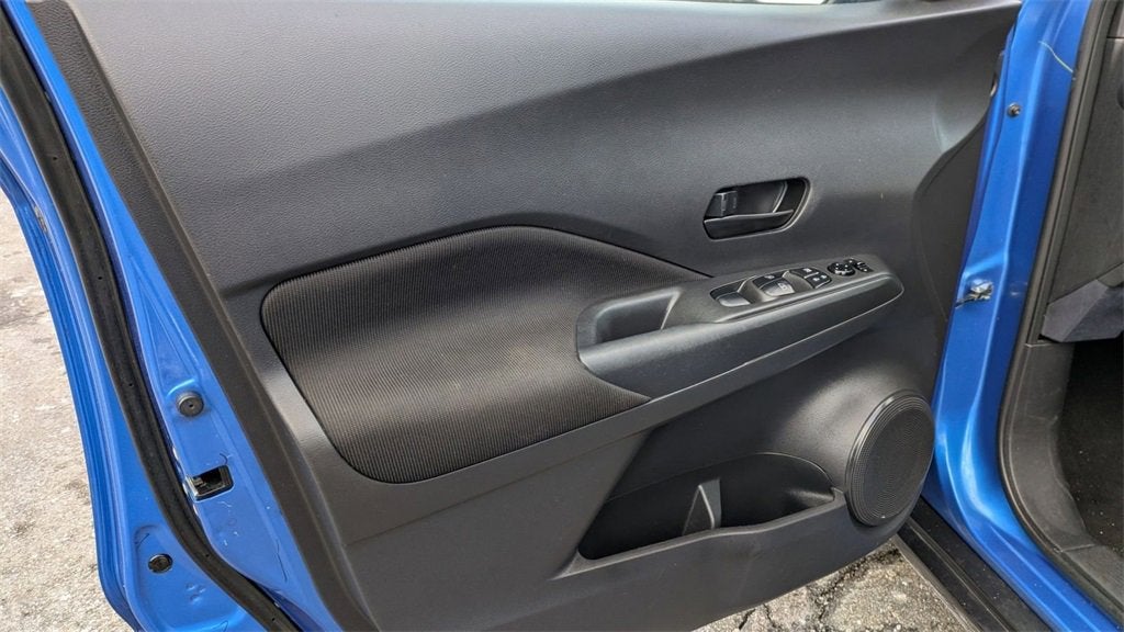 2023 Nissan Kicks S Xtronic CVT