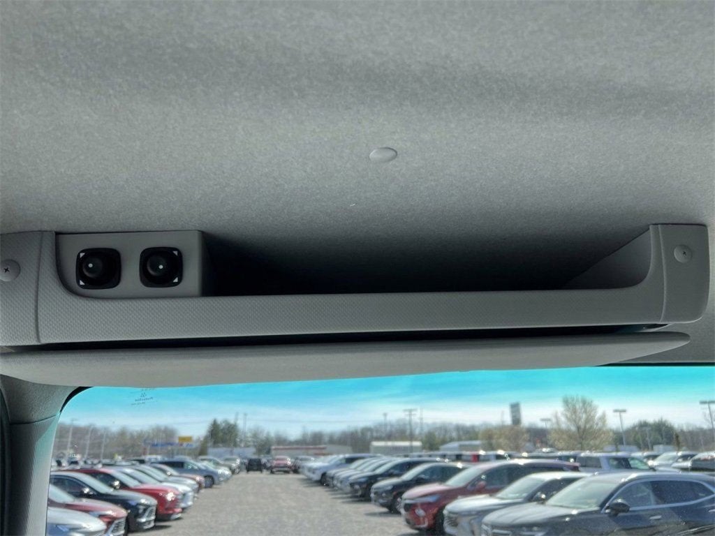 2024 Chevrolet Low Cab Forward 4500 Base