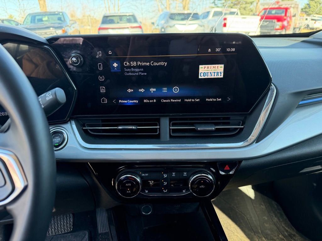 2024 Chevrolet Trax LT