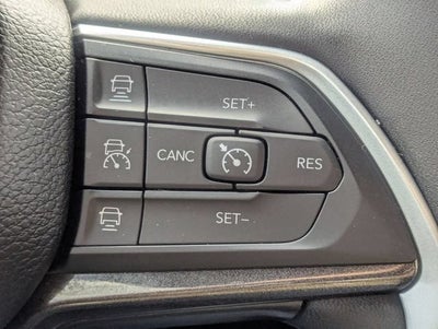 2023 Jeep Grand Cherokee Laredo 4x4