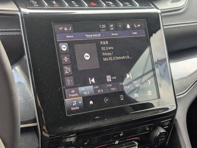 2023 Jeep Grand Cherokee Laredo 4x4