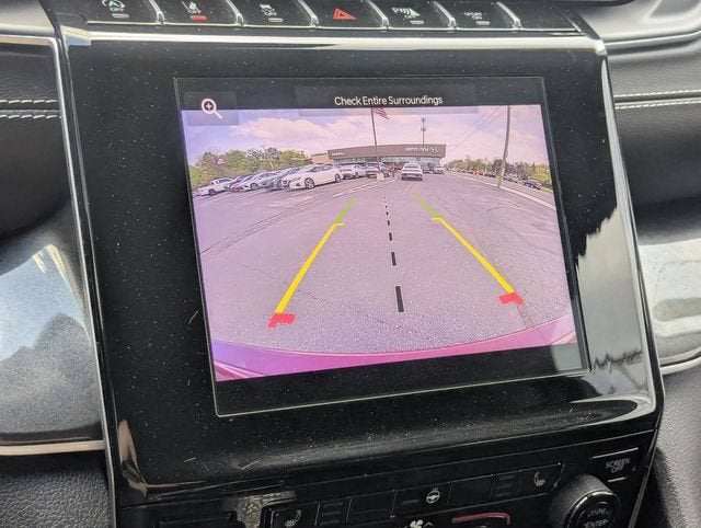 2023 Jeep Grand Cherokee Laredo 4x4