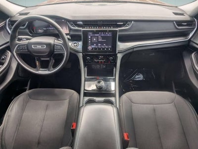 2023 Jeep Grand Cherokee Laredo 4x4