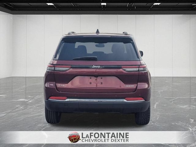 2023 Jeep Grand Cherokee Laredo 4x4