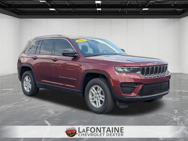 2023 Jeep Grand Cherokee Laredo 4x4