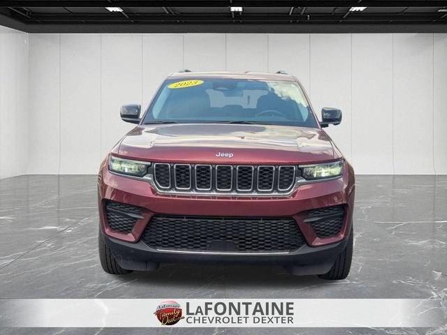 2023 Jeep Grand Cherokee Laredo 4x4