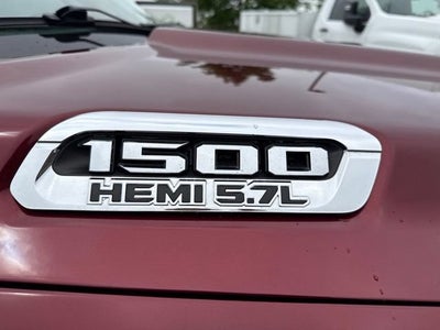2019 RAM 1500 Laramie Quad Cab 4x4 6'4" Box