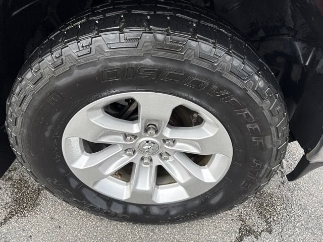 2019 RAM 1500 Laramie Quad Cab 4x4 6'4" Box