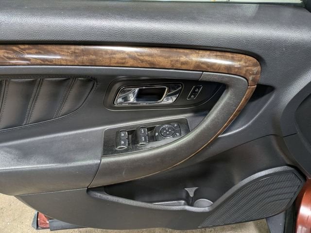 2015 Ford Taurus Limited