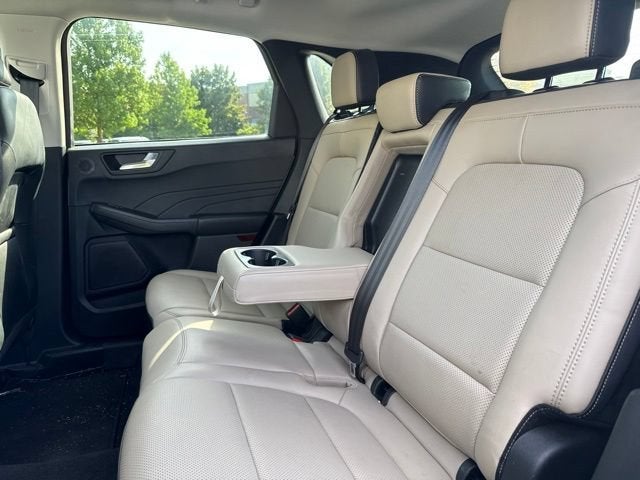2021 Ford Escape Titanium Hybrid