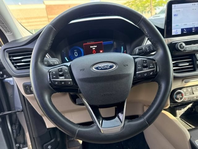 2021 Ford Escape Titanium Hybrid
