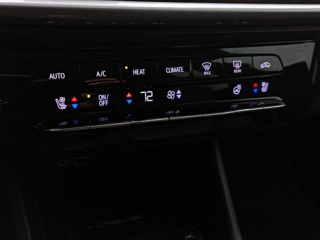 2022 Chevrolet Bolt EUV LT