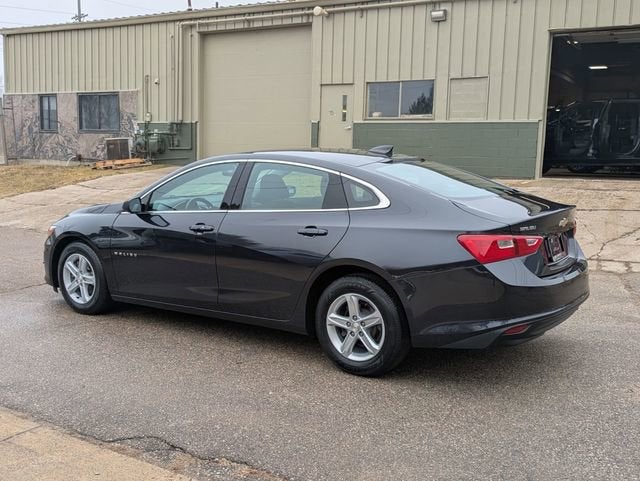 2022 Chevrolet Malibu LS