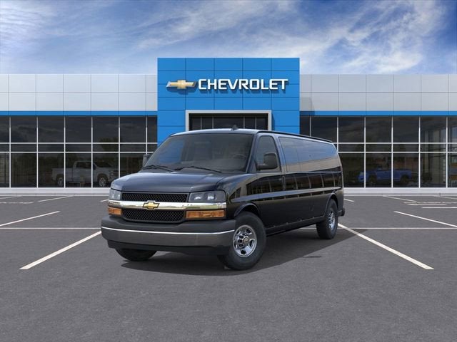 2025 Chevrolet Express Passenger 1LT