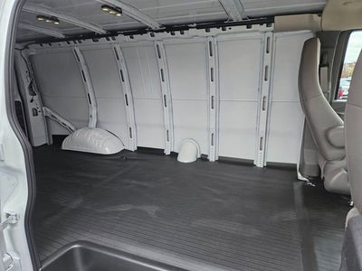 2025 Chevrolet Express Cargo 2500 WT