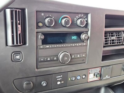 2025 Chevrolet Express Cargo 3500 WT