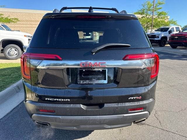 2021 GMC Acadia AT4