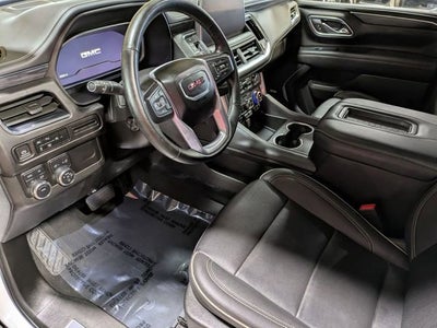 2023 GMC Yukon XL SLT