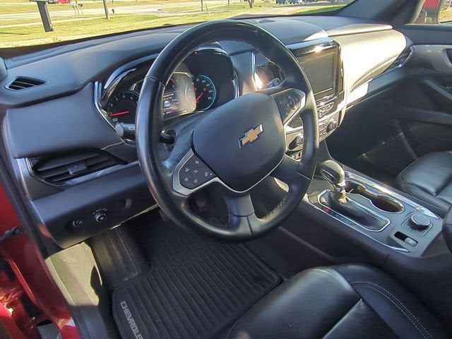 2023 Chevrolet Traverse LT Leather